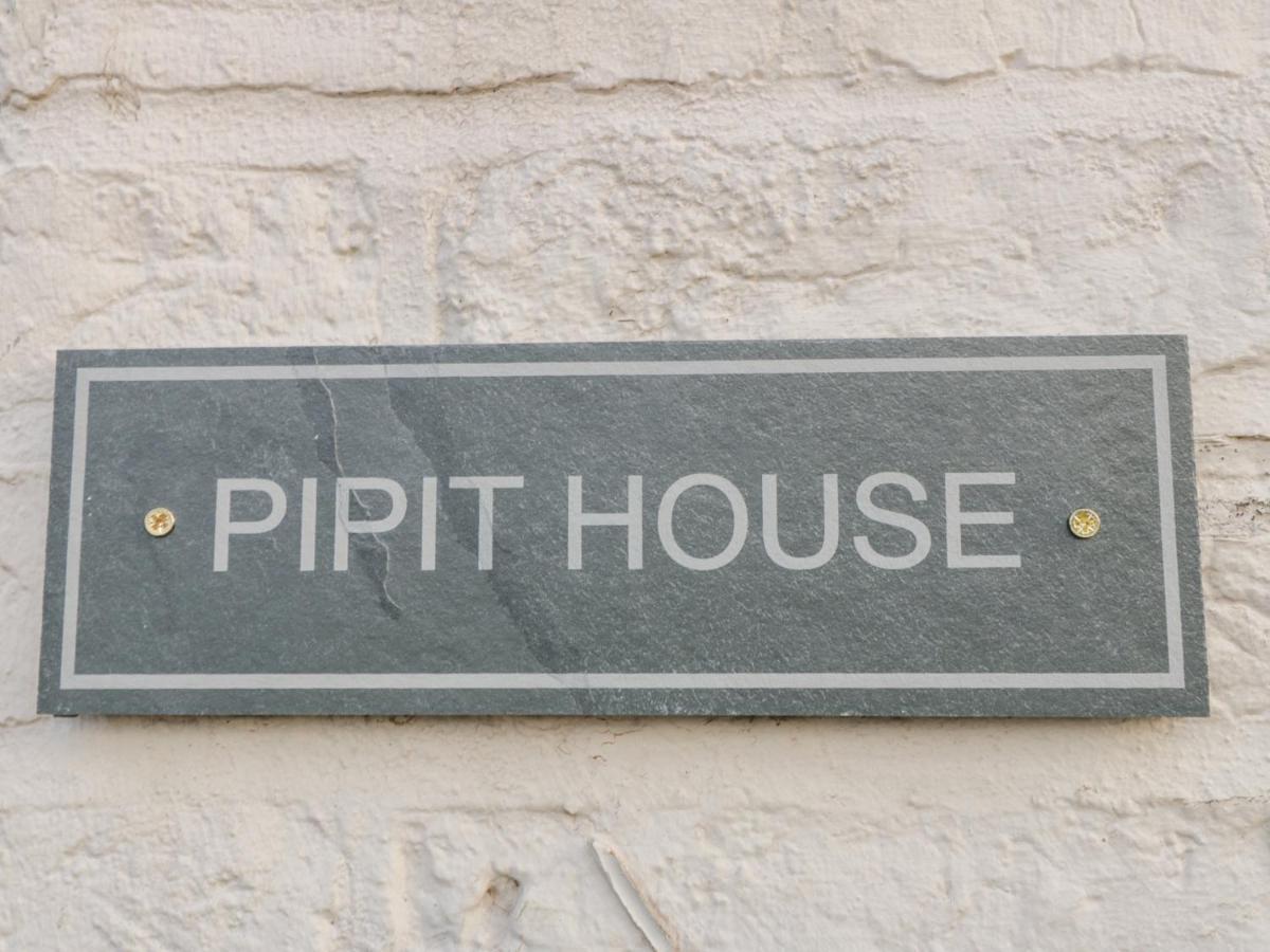 Pipit House Villa วิทบี ภายนอก รูปภาพ